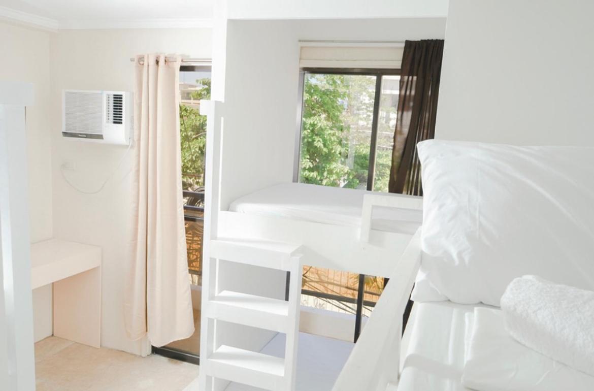 The A Hostel Balabag  Екстериор снимка
